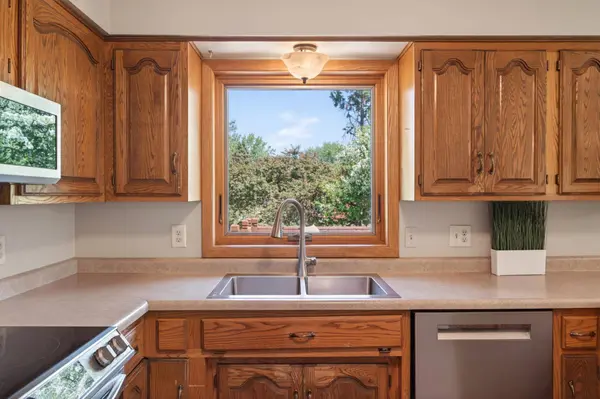 61 Quant CT S, Lakeland, MN 55043