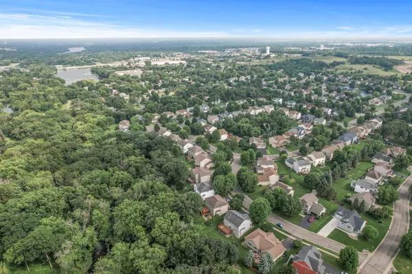 529 S Creek DR N, Champlin, MN 55316