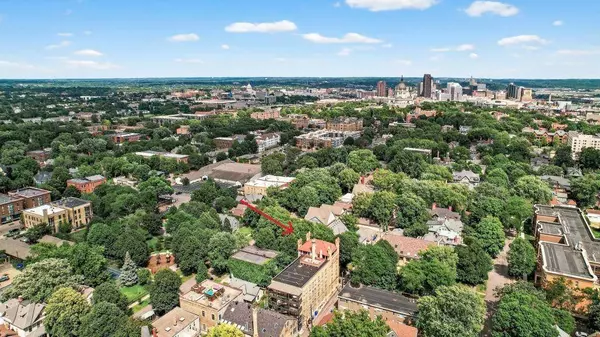 117 Mackubin ST #1, Saint Paul, MN 55102