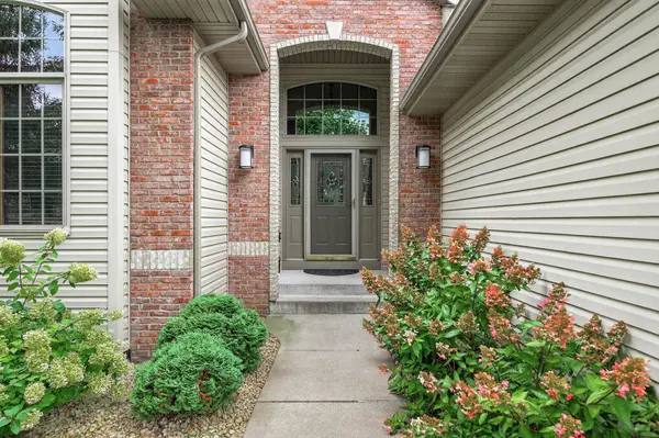 11001 Preserve CIR N, Champlin, MN 55316