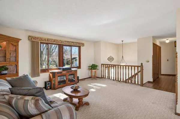 8340 Jersey AVE N, Brooklyn Park, MN 55445