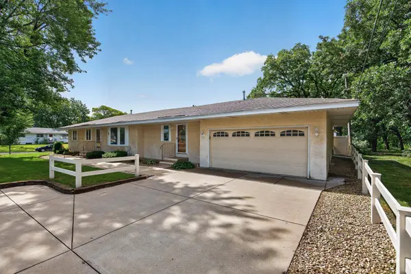194 69th AVE NE, Minneapolis, MN 55432
