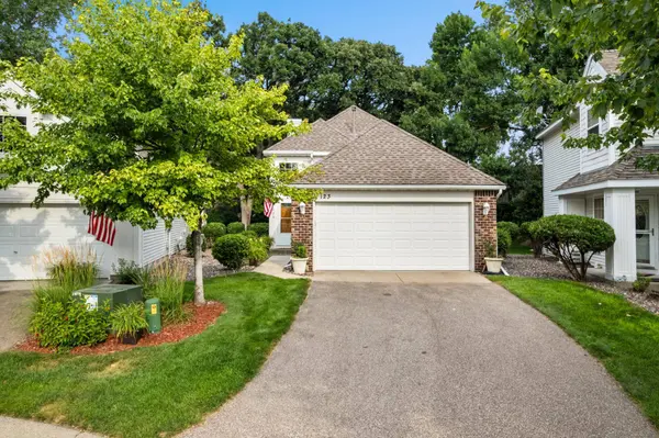 123 Christenson CT NE