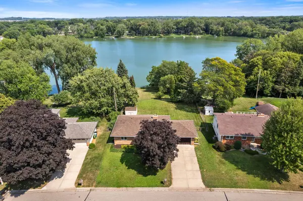 1115 Pike Lake DR, Saint Paul, MN 55112