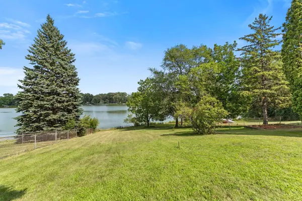 1115 Pike Lake DR, Saint Paul, MN 55112
