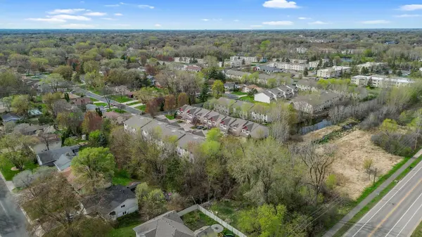 5246 Greenwood DR, Mounds View, MN 55112