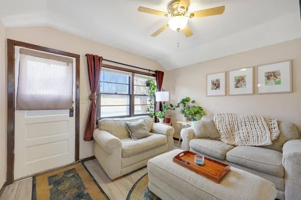 5946 Concord BLVD, Inver Grove Heights, MN 55076