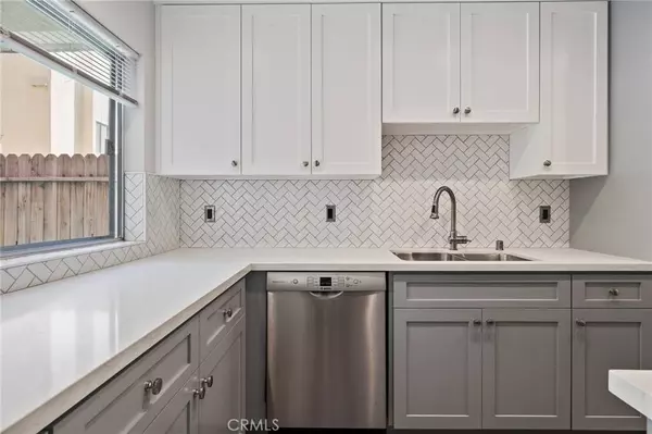 5674 Windsor WAY #109, Culver City, CA 90230