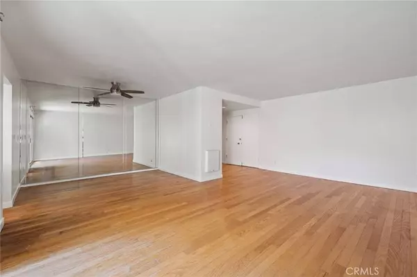 5674 Windsor WAY #109, Culver City, CA 90230