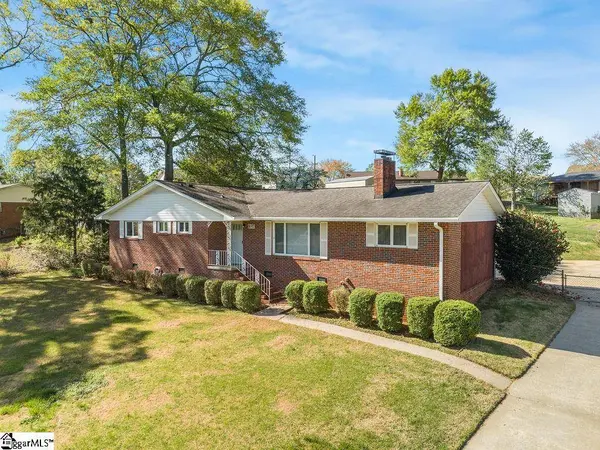 107 Alice Farr Drive, Greenville, SC 29617