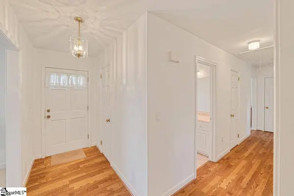 107 Alice Farr Drive, Greenville, SC 29617