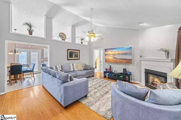 353 Old John Dodd Road, Boiling Springs, SC 29316