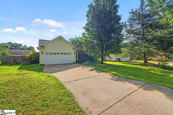 353 Old John Dodd Road, Boiling Springs, SC 29316