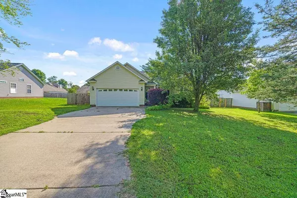 353 Old John Dodd Road, Boiling Springs, SC 29316