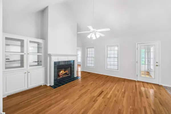 800 Old Cedar Rock Road, Easley, SC 29640