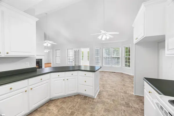 800 Old Cedar Rock Road, Easley, SC 29640