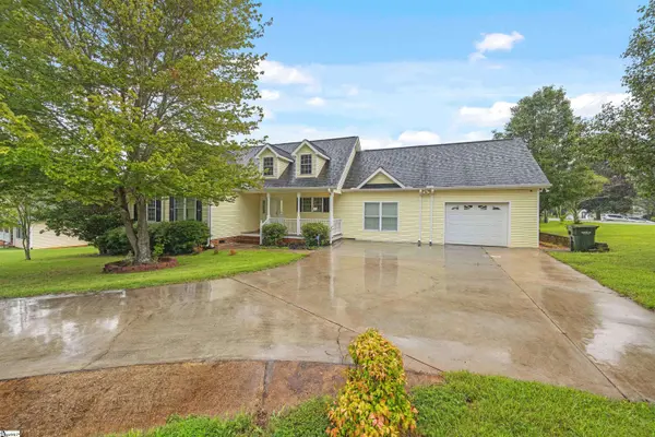 800 Old Cedar Rock Road, Easley, SC 29640