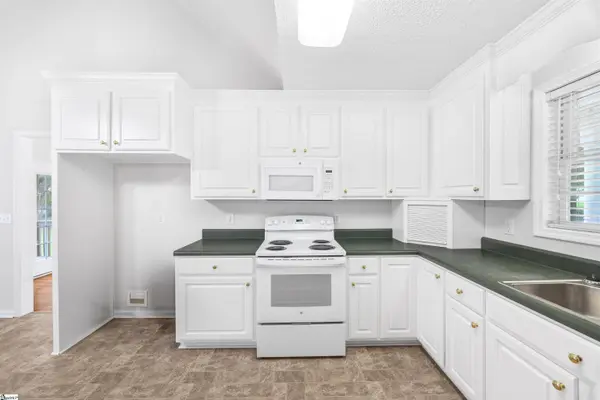 800 Old Cedar Rock Road, Easley, SC 29640