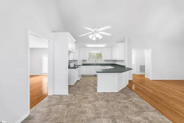 800 Old Cedar Rock Road, Easley, SC 29640