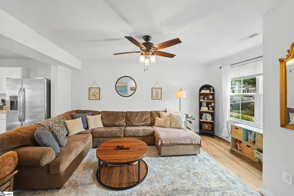 534 Hampton Townes Drive, Greenville, SC 29617