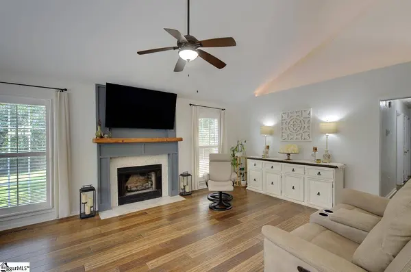 9 Fieldcrest Court, Simpsonville, SC 29681