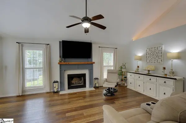 9 Fieldcrest Court, Simpsonville, SC 29681
