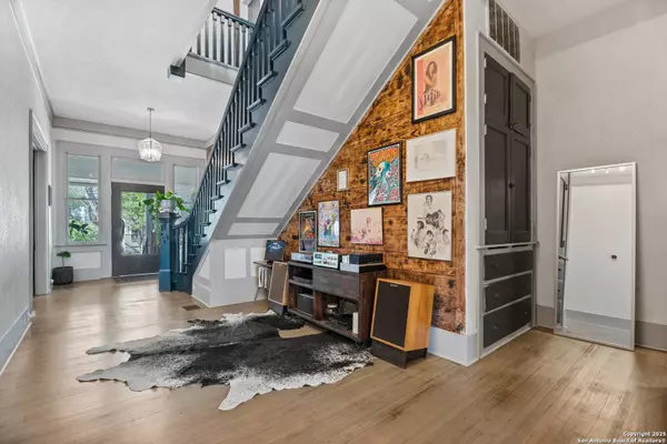 248 Post, San Antonio, TX 78215