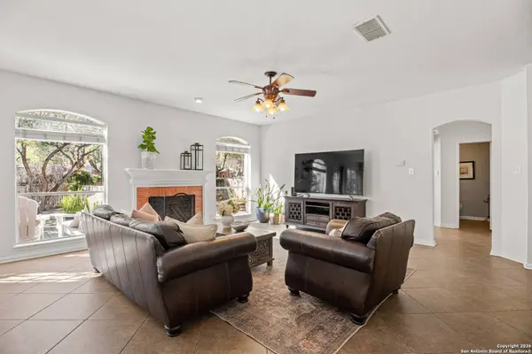 2402 Noor, San Antonio, TX 78248