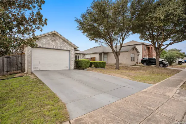 10124 Sunset Pl, San Antonio, TX 78245