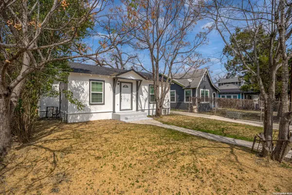 2151 E Crockett, San Antonio, TX 78202