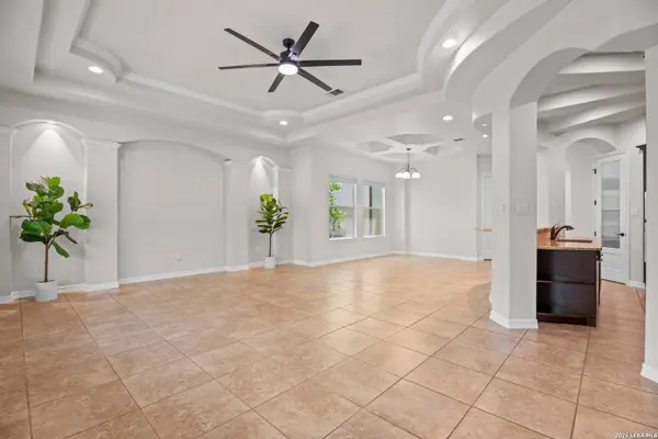 6131 Lowrie, San Antonio, TX 78239