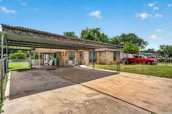 115 CARMEN PL, San Antonio, TX 78207