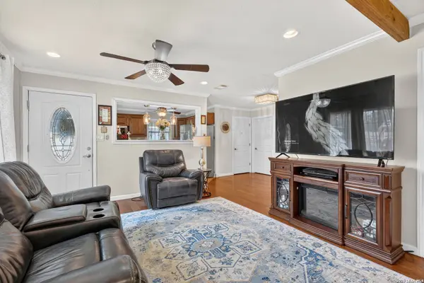 115 CARMEN PL, San Antonio, TX 78207