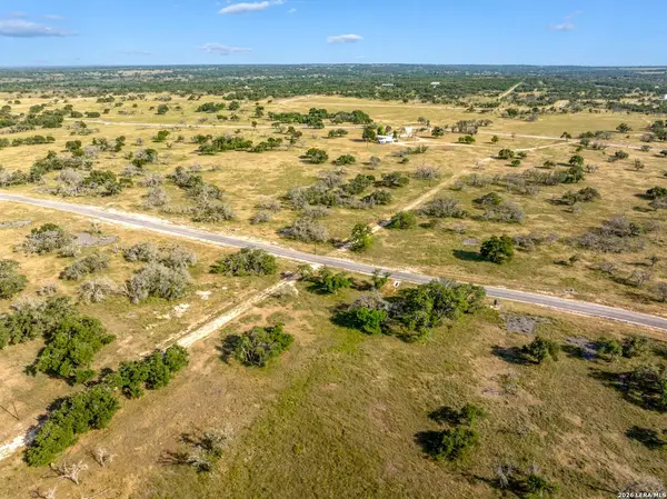 153 Fallow Dr, Harper, TX 78631