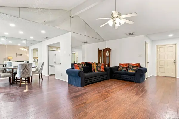 8715 Timber Range, San Antonio, TX 78250