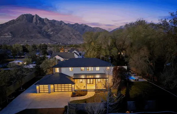 Why Buyers Searching for a Private Holladay Luxury Home Should See 5845 S 1900 E