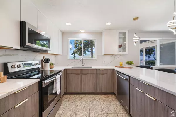 3501 E LOREN VON DR, Millcreek, UT 84124