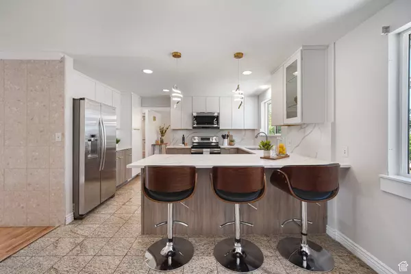 3501 E LOREN VON DR, Millcreek, UT 84124