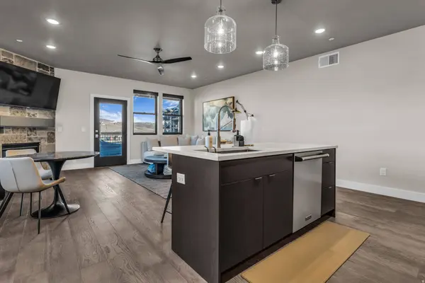 1134 W HELLING CIR #6-101, Heber City, UT 84032