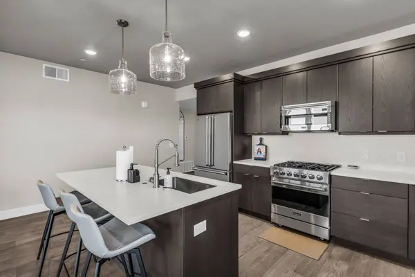 1134 W HELLING CIR #6-101, Heber City, UT 84032