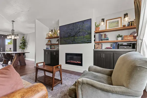1873 N 25 E, Layton, UT 84041