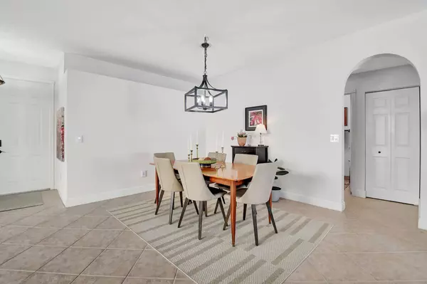 1273 Gembrook CT, Royal Palm Beach, FL 33411