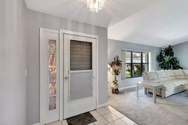 224 Infanta CT, Royal Palm Beach, FL 33411