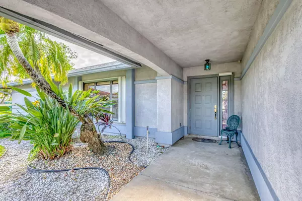 224 Infanta CT, Royal Palm Beach, FL 33411