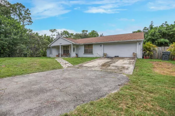 18055 W Sycamore DR, The Acreage, FL 33470