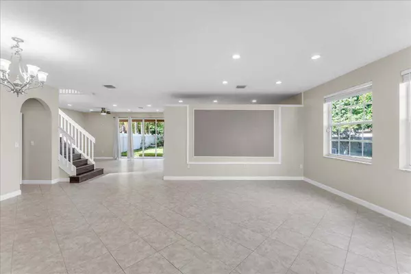 1263 Gembrook CT, Royal Palm Beach, FL 33411