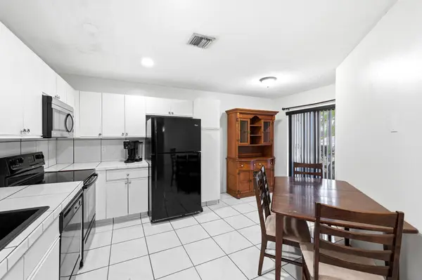 120 Sunshine BLVD, Royal Palm Beach, FL 33411