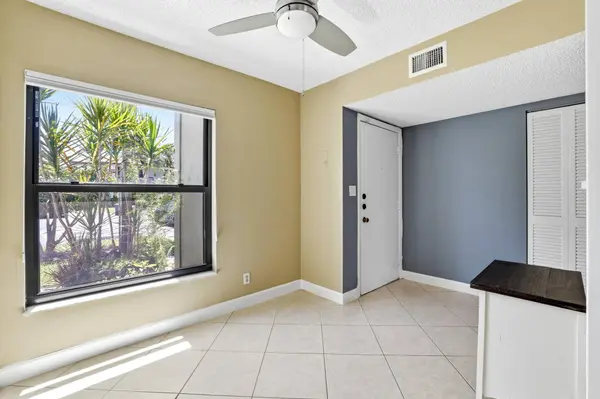 5710 Princess Palm CT #B, Delray Beach, FL 33484