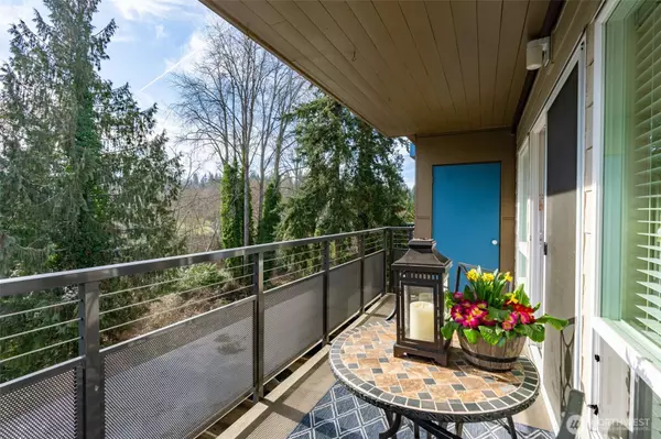 550 Elm WAY #408, Edmonds, WA 98020