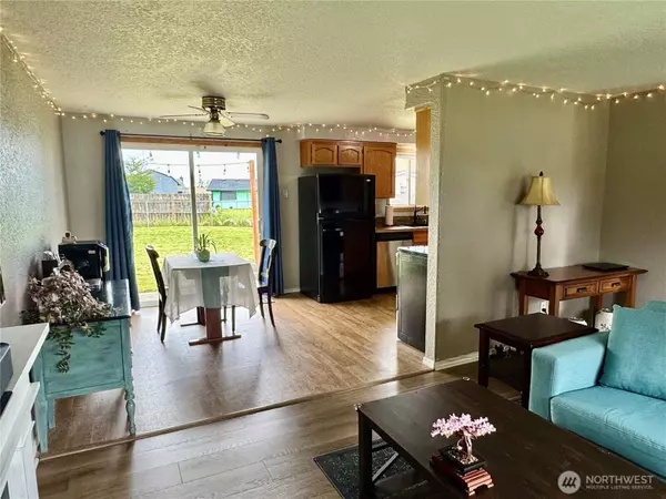 1086 Greenwood ST, Oak Harbor, WA 98277